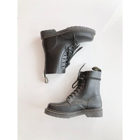 Dr. Martens Shoes - DR MARTENS Drench Black Rubber 8-Eyelet Ankle Combat Rain Boots, Size M7 / W8